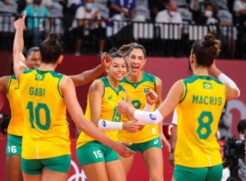 Brasil atropela e vai à final do vôlei nas Olimpíadas