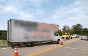 Perseguição a caminhão furtado acabou em um tiroteio na Rodovia Marechal Rondon, na altura do município de Itu