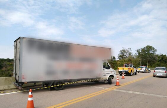 Perseguição a caminhão furtado acabou em um tiroteio na Rodovia Marechal Rondon, na altura do município de Itu