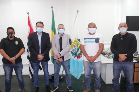 Cleber Kerchner em visita a Igaratá