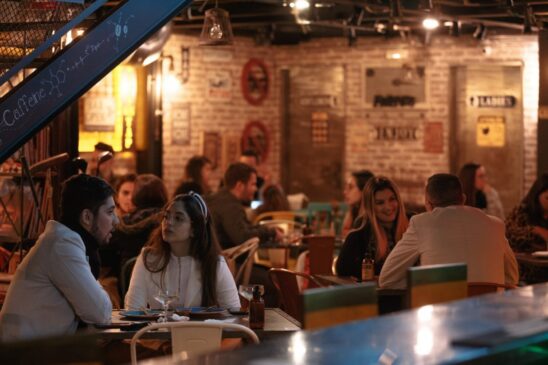 Bar na cidade de São Paulo