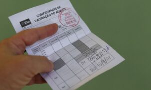 Rio passa a exigir certificado de vacina contra covid em alguns locais