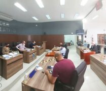 A sessão Extraordinária foi convocada em atendimento ao ofício do Executivo Municipal, que solicitou a apreciação de um projeto de abertura de Crédito Suplementar no orçamento vigente