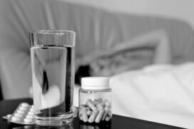 Segundo pesquisa, 40% dos adultos passaram a sentir com frequência tristeza e depressão