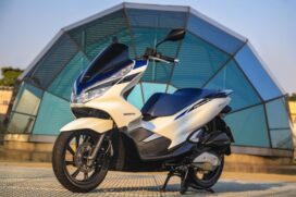 Para 2022, as PCX continuarão sendo oferecidas em quatro versões: CBS, ABS, DLX ABS e Sport ABS