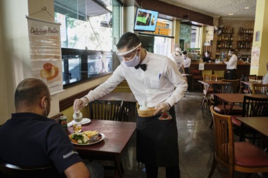 Pequenos negócios geraram quase 80% das vagas de trabalho em outubro