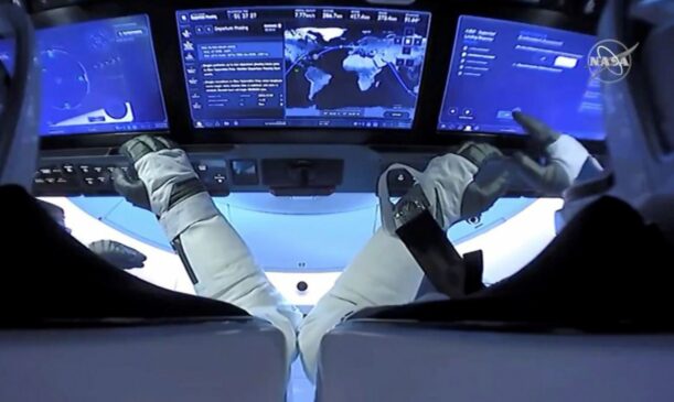 SpaceX faz primeiro voo orbital civil da história