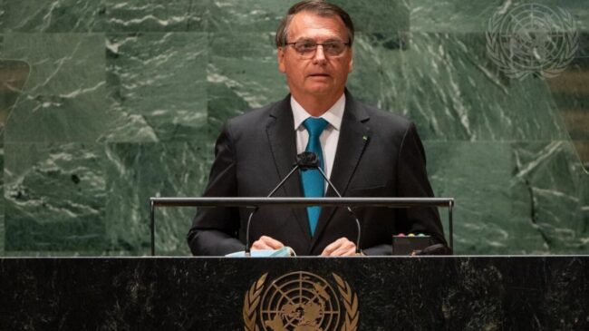Bolsonaro negou interferência na Polícia Federal e afirmou que trocou seu comando por questão de diálogo