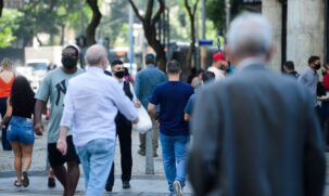 Rio permite lota&ccedil;&atilde;o m&aacute;xima em shoppings, atra&ccedil;&otilde;es culturais e de lazer
