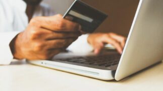 Produtos comprados pela internet podem ser devolvidos em até sete dias da entrega