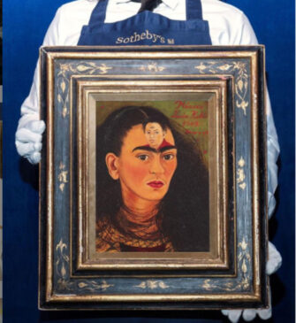 Batizado de "Diego e Eu", autorretrato, pintado em 1949, traz Frida com uma espécie de terceiro olho, no qual se vê Diego Rivera