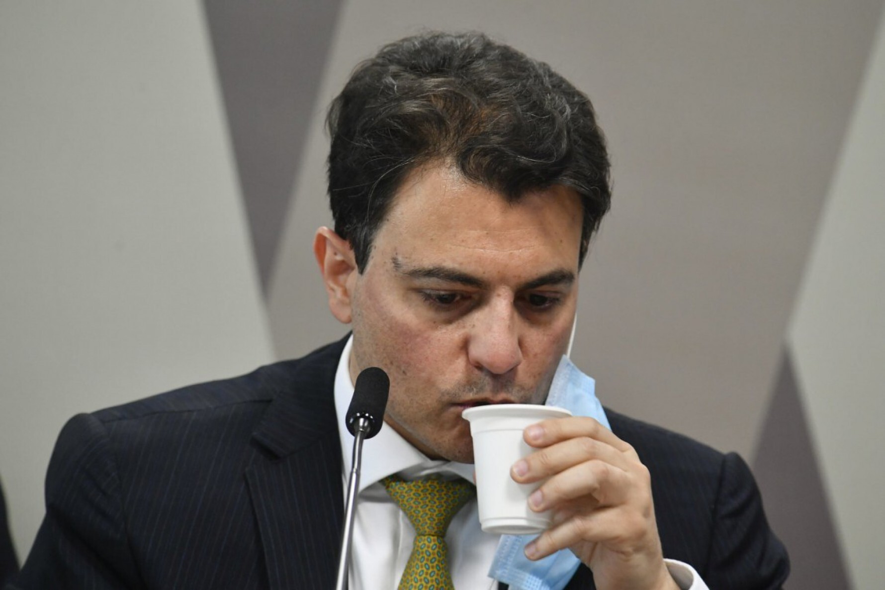 Empresário Otávio Oscar Fakhoury em seu depoimento a CPI da Pandemia; Fakhoury pediu desculpas para senador após ataque