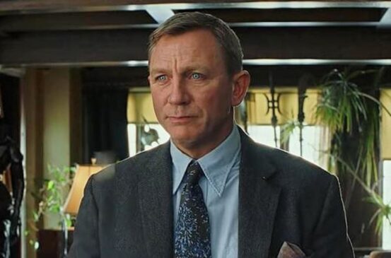 Daniel Craig