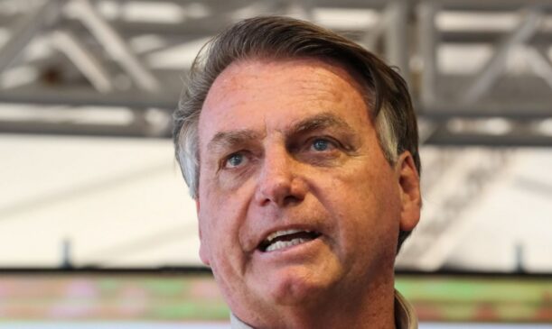 A plateia de apoiadores de Bolsonaro vaiou o STF quando o candidato à reeleição fez menções ao tribunal.
