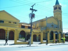 Fundada em 1933, como capela, a Paróquia Santo Antônio do Limão ajudou no desenvolvimento do bairro no final dos anos 1930