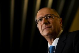Geraldo Alckmin saiu em defesa do general Tomás Paiva, comandante do Exército, que em áudio vazado diz que Lula foi indesejado