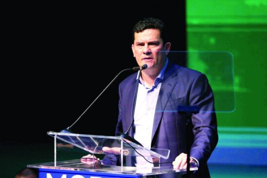 Ministro quer informações sobre os valores pagos ao presidenciável