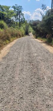 Estrada da Água Branca é restaurada em Igaratá
