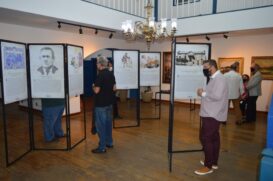 Exposição "Memórias de Porto Feliz", no Salão Nobre da Cultura de Porto Feliz, segue até dezembro