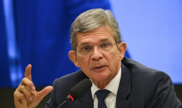 Joaquim Silva e Luna disse que a Petrobras não tem o monopólio no setor de combustíveis desde 1997