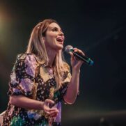 Aline Barros