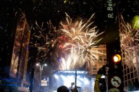 Queima de fogos e show de Réveillon avenida Paulista em 2019; evento deste ano foi confirmado pelo prefeito Ricardo Nunes
