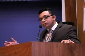 Para Mendes, proibir os festejos é uma questão de saúde pública.