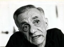 Poeta, acadêmico e diplomata pernambucano João Cabral de Melo Neto, 24.05.1988