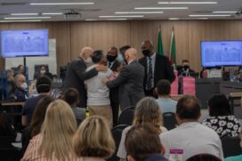 Tumulto ocorrido na manha desta Sexta feira 03 no Tribunal de Justiça em Porto Alegre, Rio Grande do Sul
