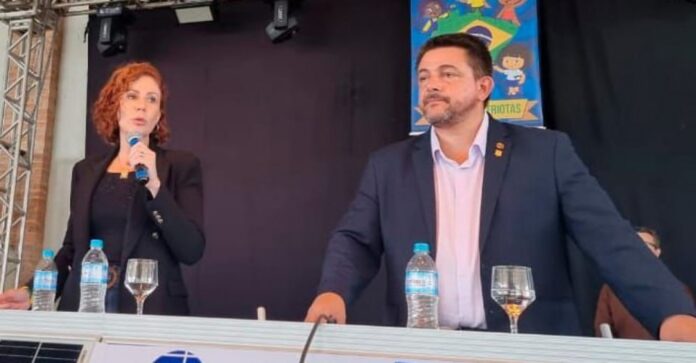 Carla Zambelli e Danilo Balas