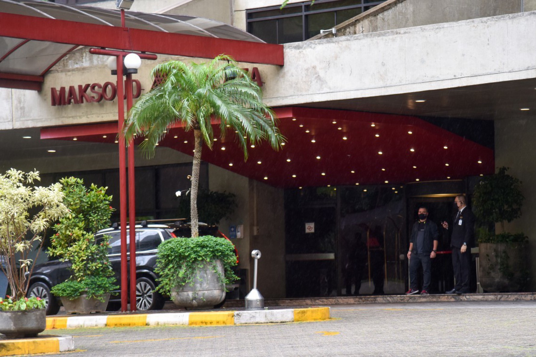 Hotel Maksoud de Plaza fecha às portas
