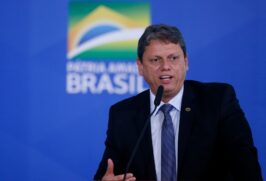 Ministro Tarcísio Freitas (Infraestrutura)