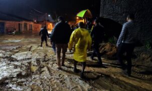 Cidade atingida pela chuva no sul da Bahia; enchentes no sul baiano e no norte de Minas foram provocadas por ciclone extratropical