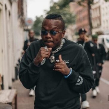 Rapper Djonga