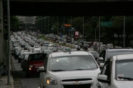 Circula&ccedil;&atilde;o de ve&iacute;culos