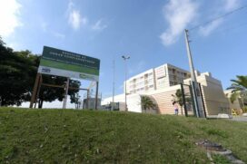 Fachada do Hospital Municipal Pimentas Bonsucesso em Guarulhos, na Grande SP ; atendimento é alvo de reclamações