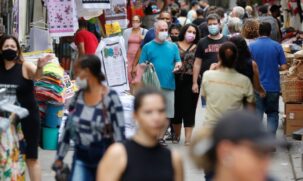Prefeitura do RJ anuncia que 80% da população está imunização contra a covid-19