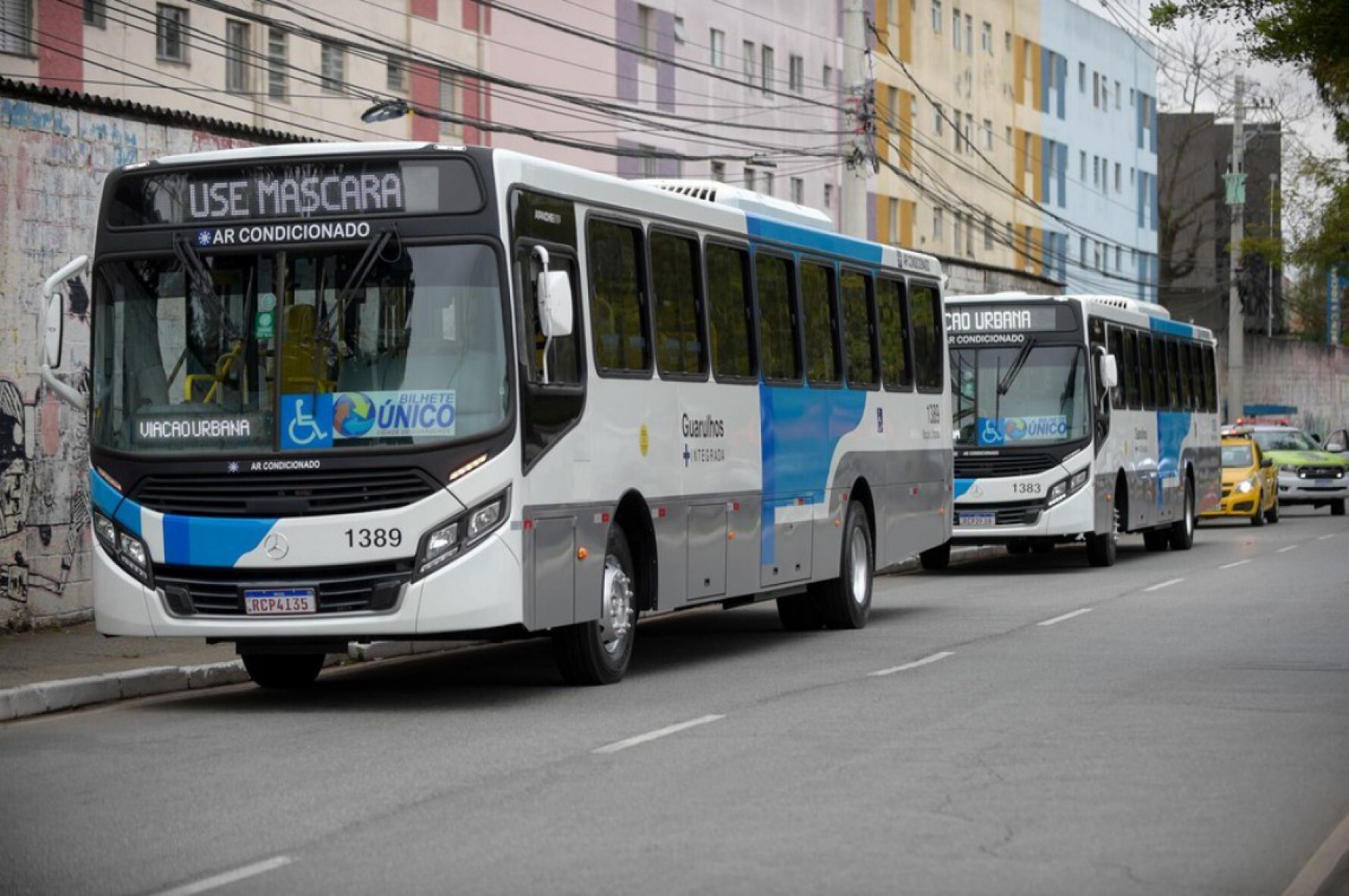 Ônibus utilizados no transporte municipal de Guarulhos, na região metropolitana de São Paulo