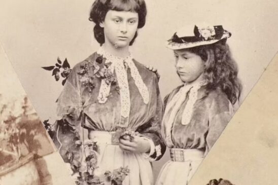 Imagem mostra Alice ao lado da irmã mais nova Edith