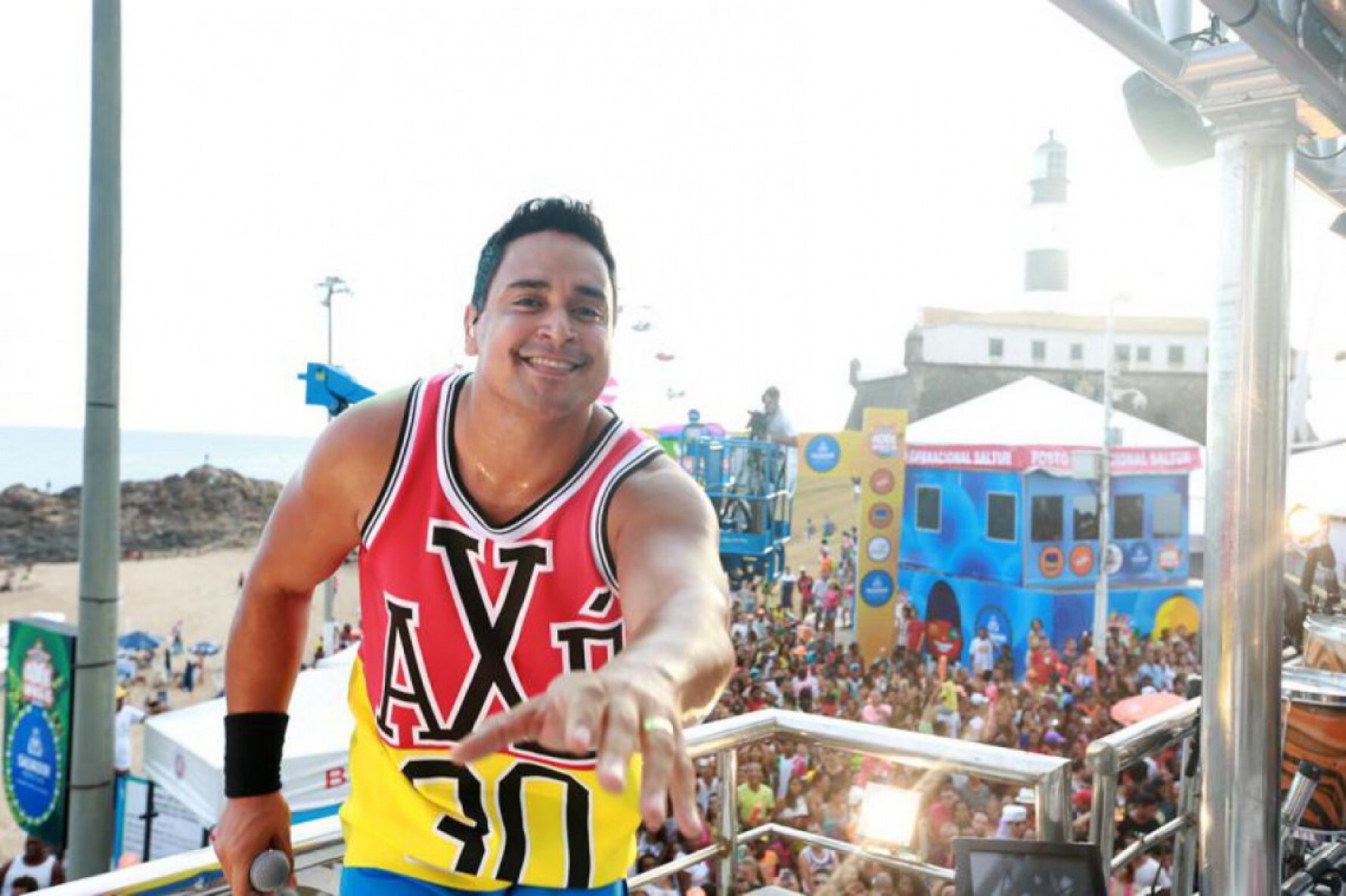 O cantor Xanddy contraiu Covid-19 e cancelou shows de fim do ano