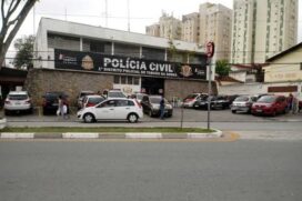 Suspeito foi conduzido ao 1º DP de Taboão da Serra, na Grande São Paulo, e está à disposição da justiça; caso segue em investigação