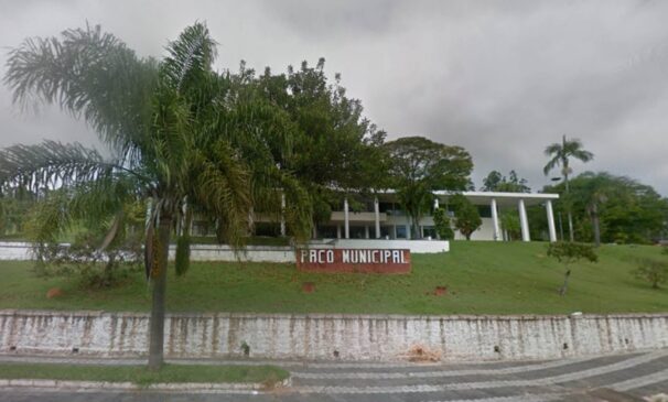 Fachada da prefeitura de Mairinque