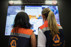 Agentes da Defesa Civil monitoram chuvas em SP